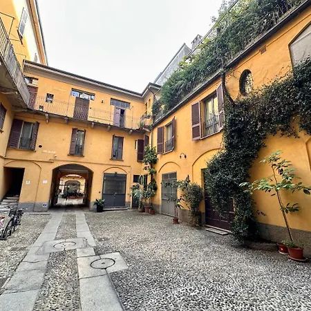 Appartement Design - Navigli - Porta Genova Milaan